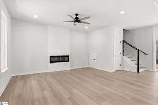 114 Harlem St, Easley, SC 29640 - Photo 3