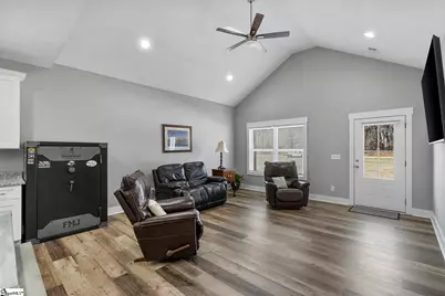 524B Big Creek Road, Belton, SC 29627 - Photo 5