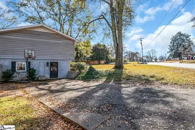 212 Shallowford Road, Greenville, SC 29607 - Photo 39