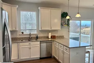 302 Leafcrest Way, Greer, SC 29651 - Photo 5