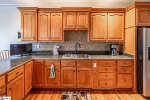 100 Carlissa Ct, Easley, SC 29640 - Photo 9