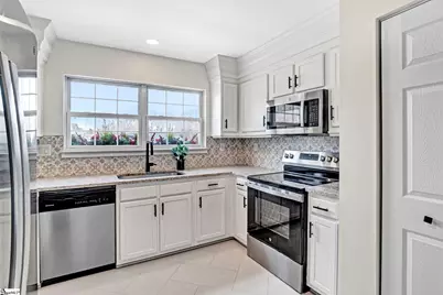 203 N Sandy Brook Way, Simpsonville, SC 29680 - Photo 9