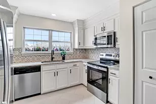 203 N Sandy Brook Way, Simpsonville, SC 29680 - Photo 9