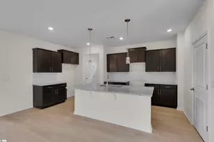 172 Hunter Ridge Dr, Boiling Springs, SC 29316 - Photo 11