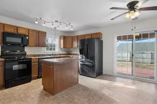 652 Clarion Ct, Boiling Springs, SC 29316 - Photo 9