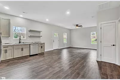 201 Stratford Road, Greenville, SC 29605 - Photo 9