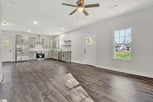 201 Stratford Rd, Greenville, SC 29605 - Photo 7