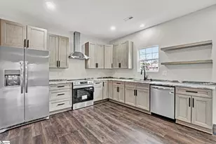 201 Stratford Rd, Greenville, SC 29605 - Photo 11