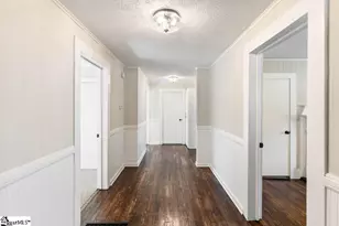 565 Saxon Ave, Spartanburg, SC 29301 - Photo 7