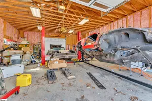 890 Franklin Rd, Laurens, SC 29360 - Photo 37