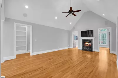 377 Benford Drive, Boiling Springs, SC 29316 - Photo 9