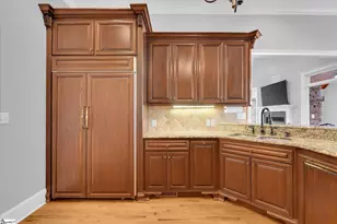 377 Benford Dr, Boiling Springs, SC 29316 - Photo 17