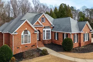 377 Benford Dr, Boiling Springs, SC 29316 - Photo 3