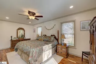 202 E Jones Ave, Pickens, SC 29671 - Photo 17