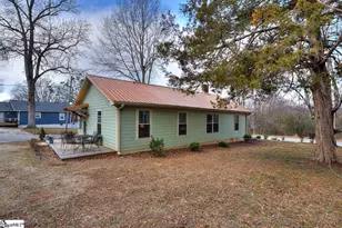 202 E Jones Ave, Pickens, SC 29671 - Photo 29