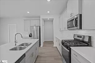 1564 Erindale Dr, Wellford, SC 29385 - Photo 5