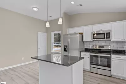 209 Celebration Avenue, Anderson, SC 29625 - Photo 9