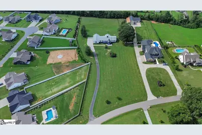 305 Waters Road, Taylors, SC 29687 - Photo 13