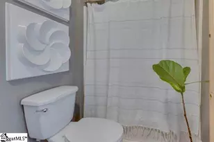 106 E Earle St, Greenville, SC 29609 - Photo 17