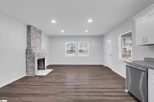 622 Perry Rd, Greenville, SC 29609 - Photo 9