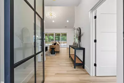 730 New South Court, Wellford, SC 29385 - Photo 3