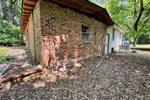 207 Oak Dr, Belton, SC 29627 - Photo 11