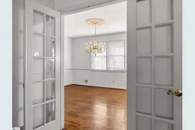 357 Lake Forest Drive, Spartanburg, SC 29307 - Photo 7