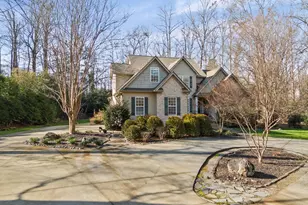 204 Cove Harbor Ct, Taylors, SC 29687 - Photo 3