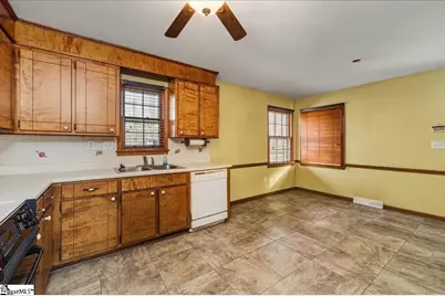 1051 W Duncan Road, Greenville, SC 29617 - Photo 11