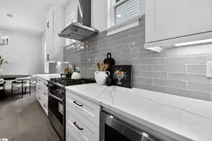 112B Chestnut St, Greenville, SC 29605 - Photo 9