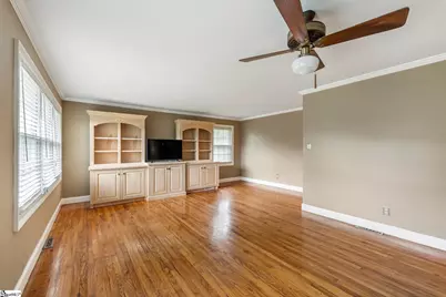 113 Carlton Drive, Mauldin, SC 29662 - Photo 3