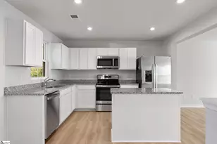 109 Brooklane Ct, Easley, SC 29642 - Photo 5