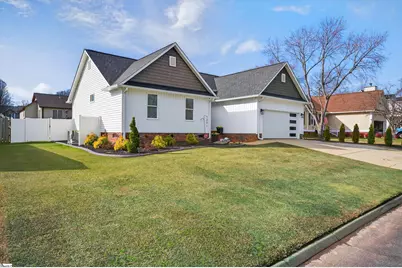 7 Fitzpatrick Court, Fountain Inn, SC 29644 - Photo 3