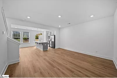 525 W Norvell Court, Spartanburg, SC 29307 - Photo 9