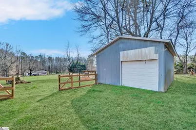 2308 E Georgia Road, Simpsonville, SC 29681 - Photo 5
