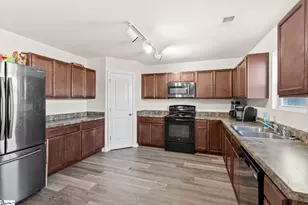 43 Jones Creek Cir, Greer, SC 29650 - Photo 15