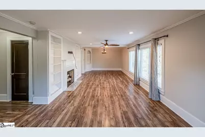 417 W Farley Avenue, Laurens, SC 29630 - Photo 3