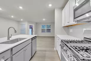 808 Harper St, Reidville, SC 29375 - Photo 5