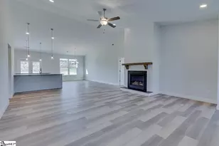 104 Old Glory Ct, Pickens, SC 29671 - Photo 7