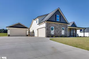 106 Old Glory Ct, Pickens, SC 29671 - Photo 1