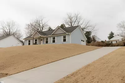 653 N Shamrock Avenue, Landrum, SC 29356 - Photo 33