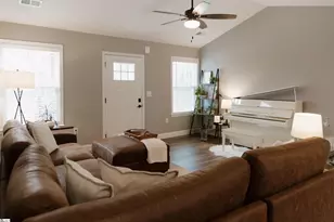 653 N Shamrock Ave, Landrum, SC 29356 - Photo 7