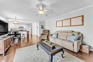 123 Skilton Dr, Travelers Rest, SC 29690 - Photo 9