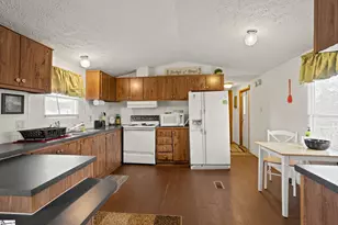 116 Beach Dr, Ninety Six, SC 29666 - Photo 7