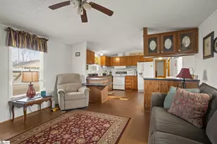 116 Beach Dr, Ninety Six, SC 29666 - Photo 5