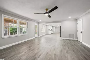 115 Oglewood Dr, Simpsonville, SC 29681 - Photo 7