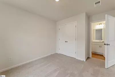 134 Cloverfield Lane, Spartanburg, SC 29303 - Photo 9