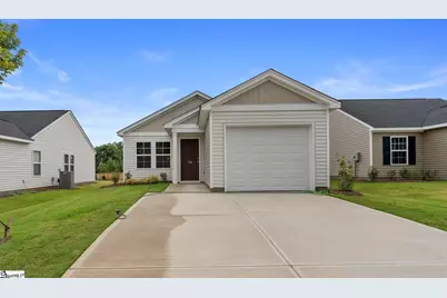 138 Cloverfield Lane, Spartanburg, SC 29303 - Photo 1