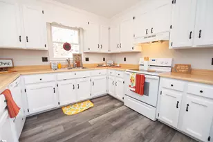 1514 Winding Way, Taylors, SC 29687 - Photo 5