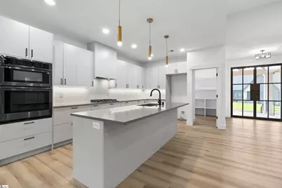 734 New South Court, Wellford, SC 29385 - Photo 7